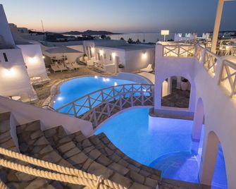 Kanale's Rooms and Suites - Naousa - Piscina
