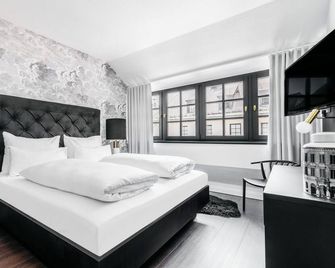 Landgasthof Hotel Riesengebirge - Neuhof an der Zenn - Спальня