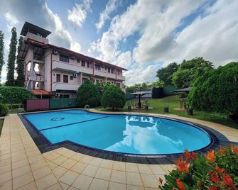 Airport Green View Resort - Negombo