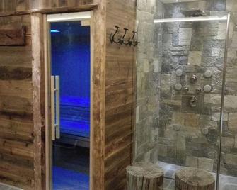 Flat Mont dala Nef - Baita Cusini with Mountain View, Spa Area & Wi-Fi - Livigno