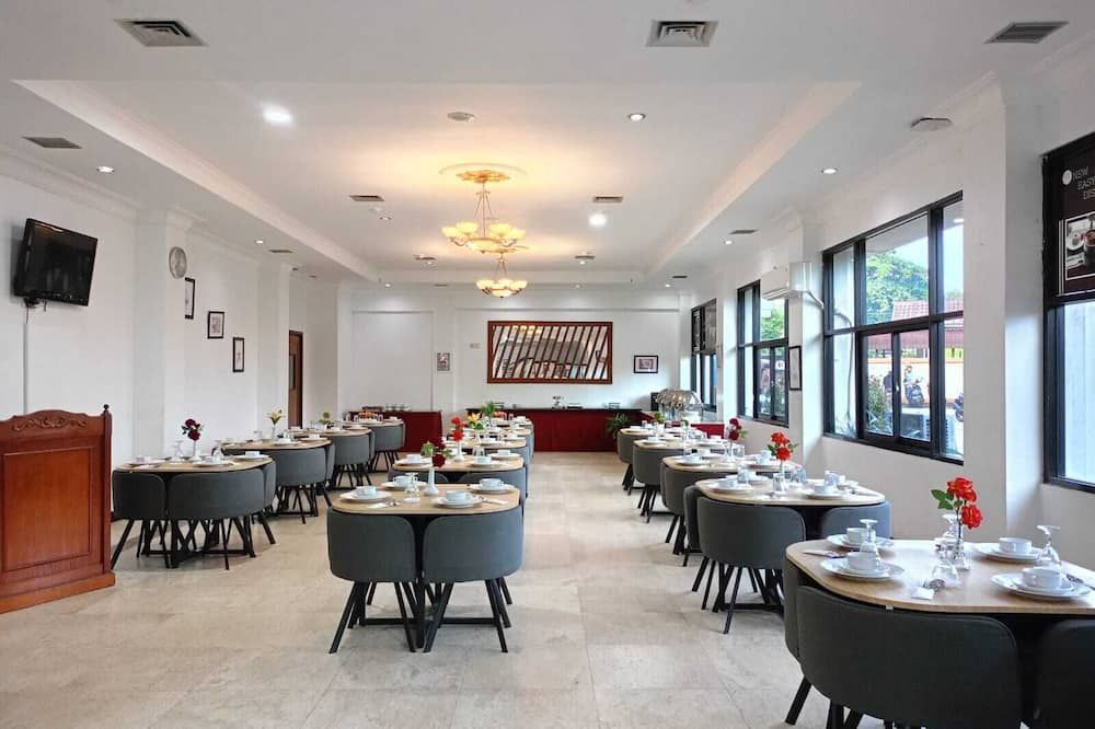 Pia Hotel Pangkalpinang - Pangkal Pinang - Restaurant