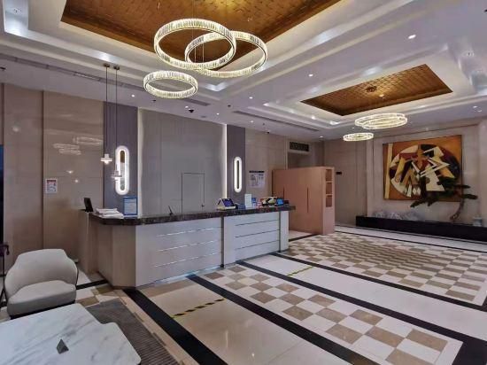 Waiting Qingju Hotel(Shanghai Stadium Xujiahui Station Branch) - שנחאי - דלפק קבלה