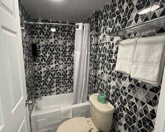 Beauty Rest Hotel - Edison - Banyo