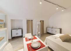 Suite Annina by Wonderful Italy - Ostuni - Essbereich