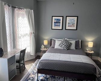 Relaxing Townhouse Downtown Dubuque - Dubuque
