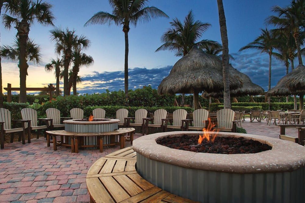 Marriott Ocean Pointe, Breathtaking two bedroom! Incredible Beach! - Palm Beach Shores - Binnenhof