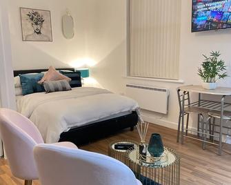 CityNights Studios with Free Parking - Liverpool - Habitación