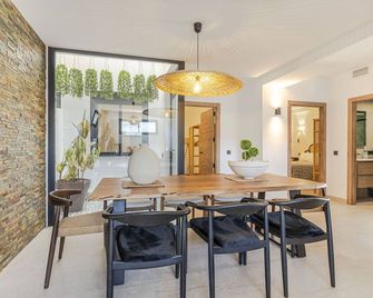 RentitSpain Casa Lavadero Historia y confort - Laujar de Andarax - Comedor