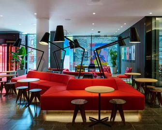 citizenM Dublin St. Patricks - Dublín - Lobby