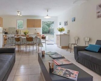 Maison Calme Avec Jardin Clos, Proche Me - Assérac - Salon