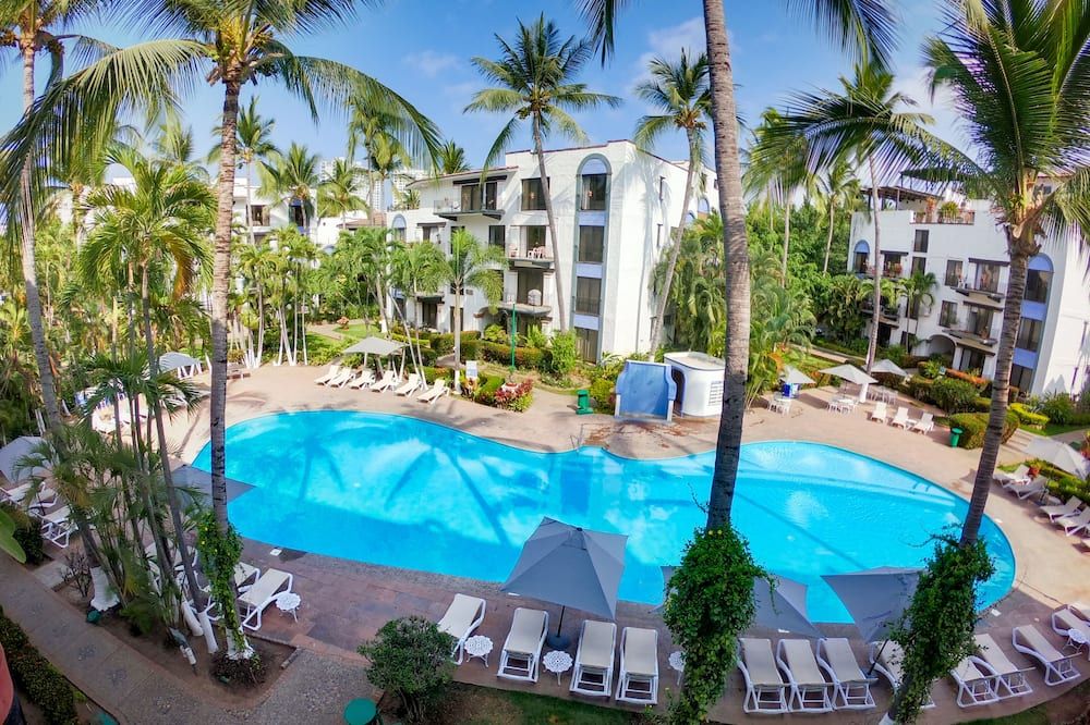 بورتو دو لونا بيت فريندلي آند فاميلي سويتس هوتل - بورتو فولارتا - حوض السباحة