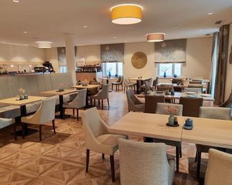 Hotel Lutz - Rain - Restaurante