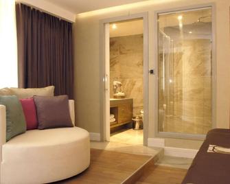 Taba Luxury Suites - Istanbul - Living room