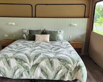Finch Falls Retreat - Finch Hatton