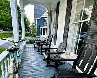 The Wheat House on Main (Unit 5) - Geneva