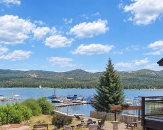 Lakefront Escape - Big Bear Lake