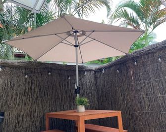 Prime location unit with backyard - Sydney - Patio