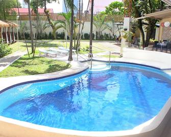 Vacation Hotel Cebu - Cebu City - Pool