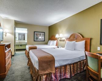 Quality Inn and Suites Dallas-Cityplace - Dallas - Bedroom