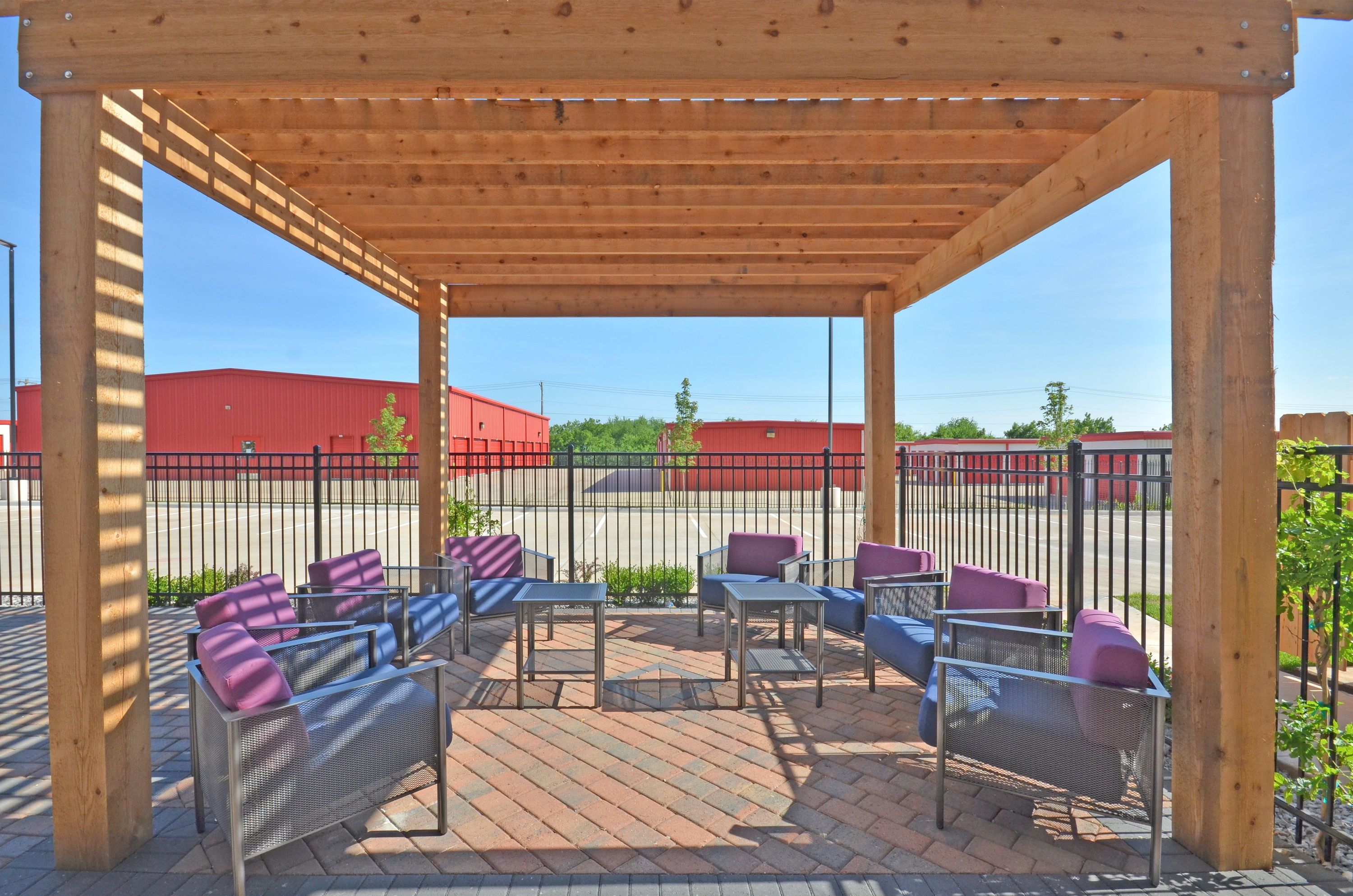 Holiday Inn Express & Suites Oklahoma City Mid - Arpt Area By IHG - אוקלהומה סיטי - מרפסת