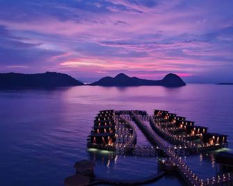 Katamaran Hotel & Resort Komodo - Labuan Bajo