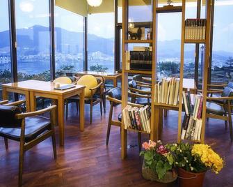Tongyeong Mongdol House - Tongyeong - Restaurant
