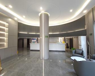 Dream 8 Business Hotel - Taizhou - Recepción