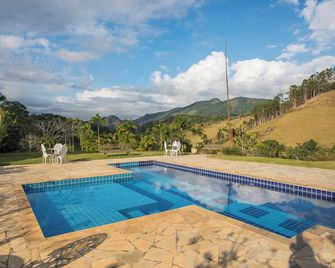 Pousada Verbicaro - Santa Maria Madalena - Pool