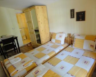 Hotel Paradise - Sofia - Bedroom