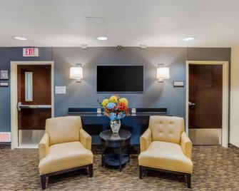 Extended Stay America Suites - New York City - Laguardia Airport - Queens - Lobby