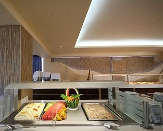 Castro Beach Hotel - Maleme
