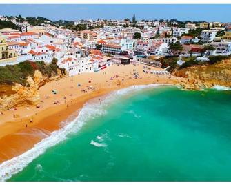 One bedroom Praia do Carvoeiro apartment - Praia do Carvoeiro - Strand