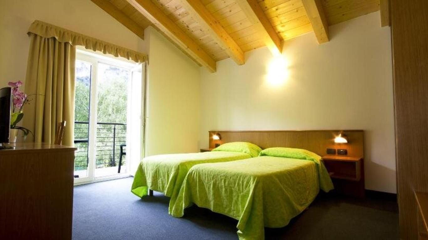 Panoramic Hotel San Carlo Ledro