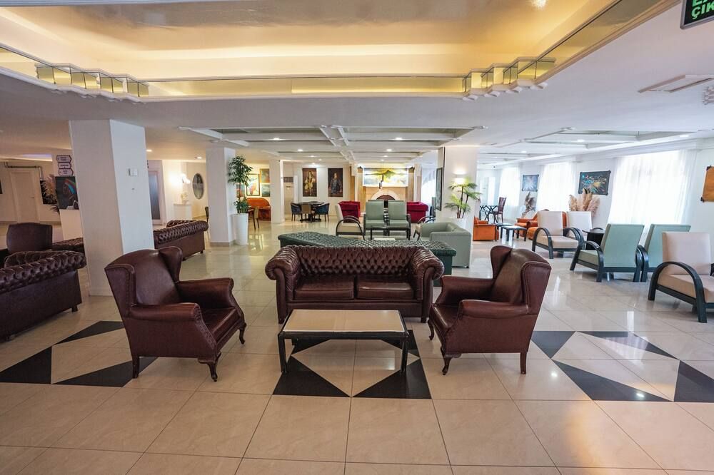 Buyuk Berk Hotel - Ayvalik - Lobby