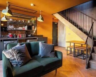 Rooms by Green Room - Leeds