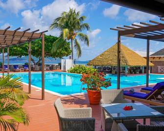 La Digue Island Lodge - La Digue Island - Pool