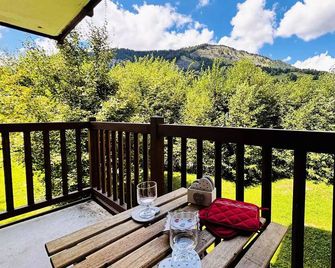 Residence Les Chalets Des Evettes - Flumet - Balcony