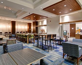 Holiday Inn Express & Suites Toronto - Markham By IHG - Richmond Hill - Restaurante