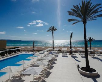 THB El Cid - פלמה דה מיורקה - בריכה