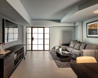 Waterfront - סליאמה - סלון