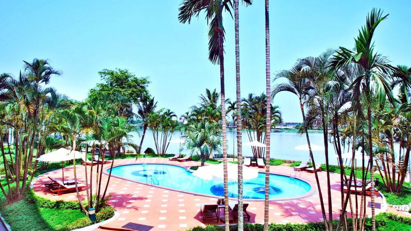 Century Riverside Hotel Hue