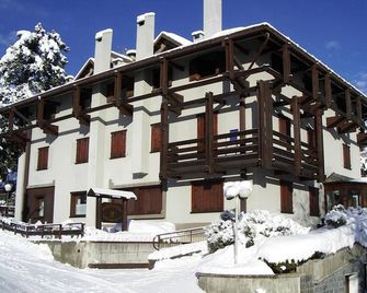 Hotel Terme - Bormio - Building