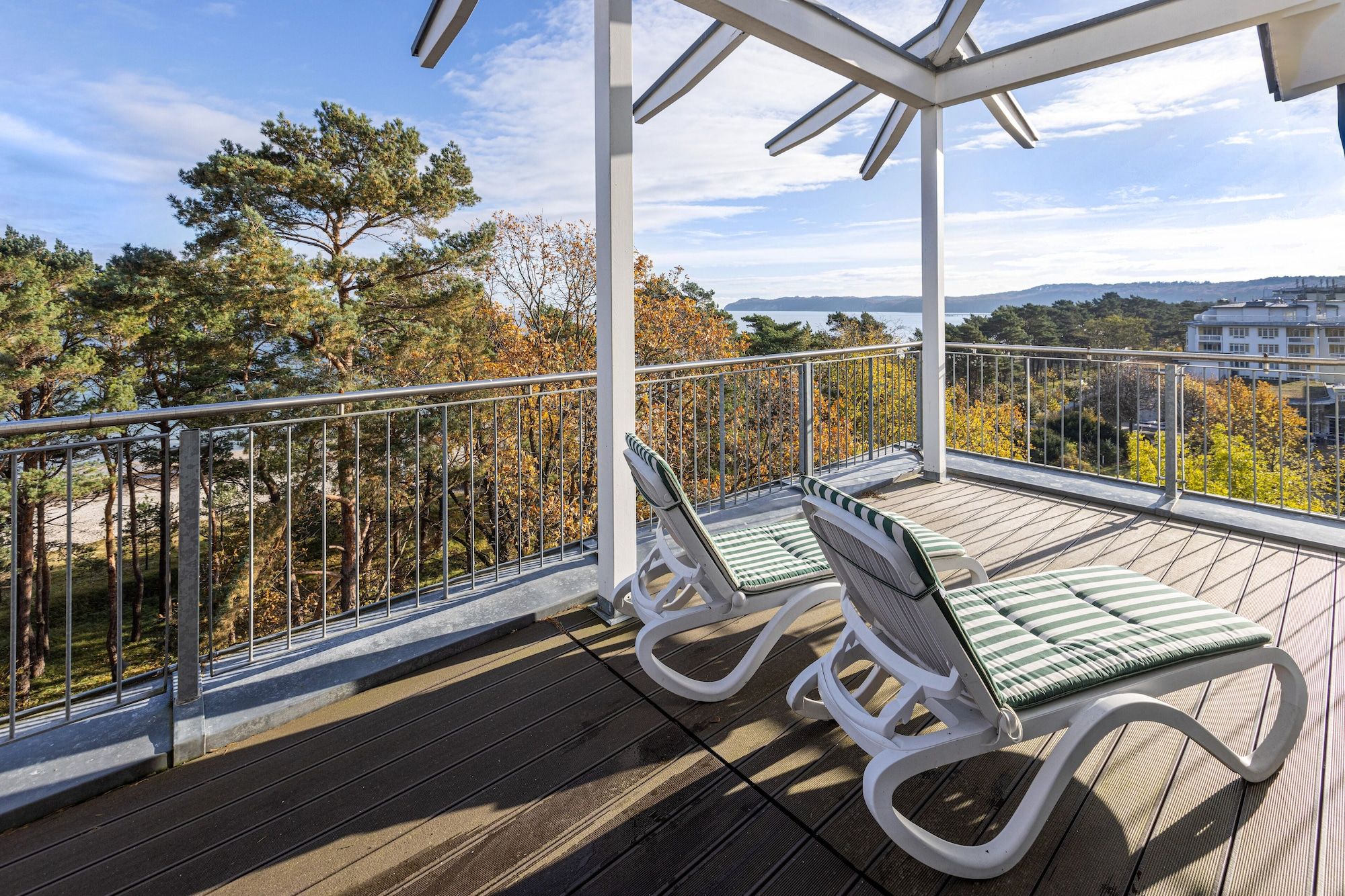 إيفا روجين هوتل آند فيرينبارك - بنز - شرفة