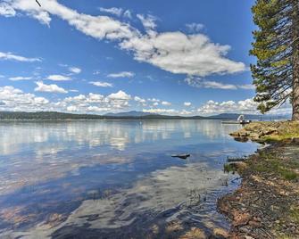 Lake Almanor Country Club Home w/ Views & Kayaks! - Westwood - Beach