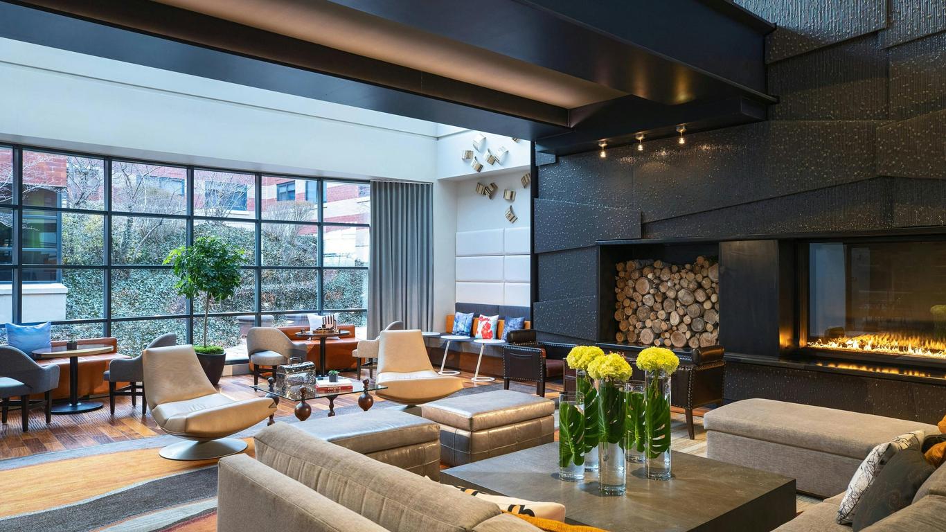 The Baronette Renaissance Detroit-Novi Hotel