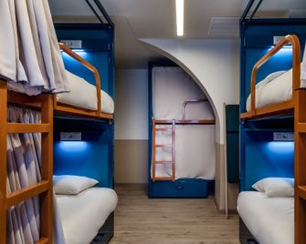 Latroupe Poblenou Beach - Barcelona - Bedroom
