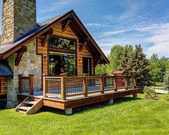 Abode at Skyline | Abode | Mtn. Contemporary Skyline Ranch Home | Outdoor Living + Views - Jackson