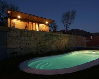 GoToGeres - Casa da Piscina - Casas de Alem - Arcos de Valdevez - Piscina
