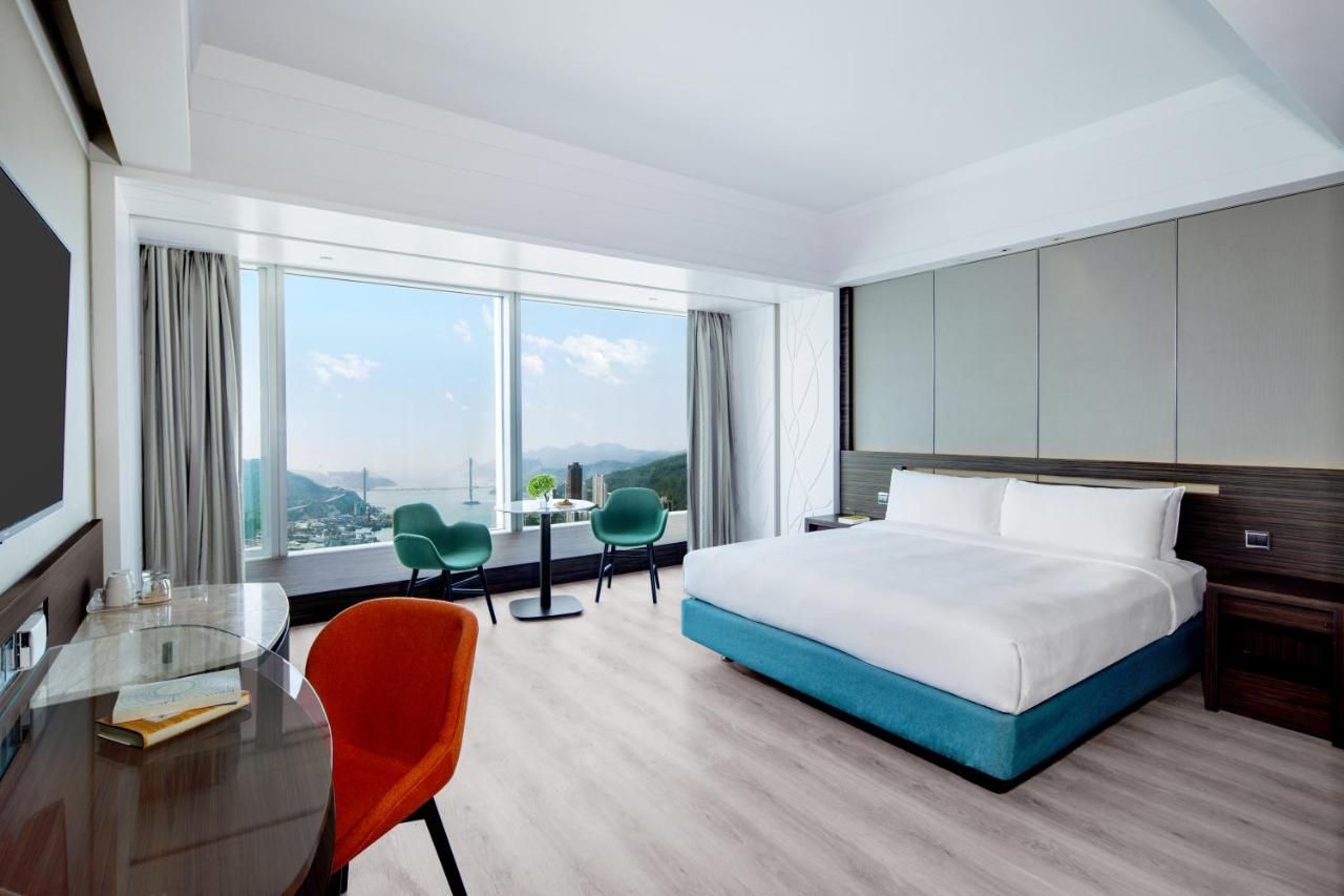 Nina Hotel Tsuen Wan West (Formerly L'hotel Nina et Convention Centre)