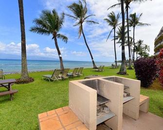 Paki Maui 207 · Pm 207 Beachfront 1bd W Ocean View - Napili - Patio